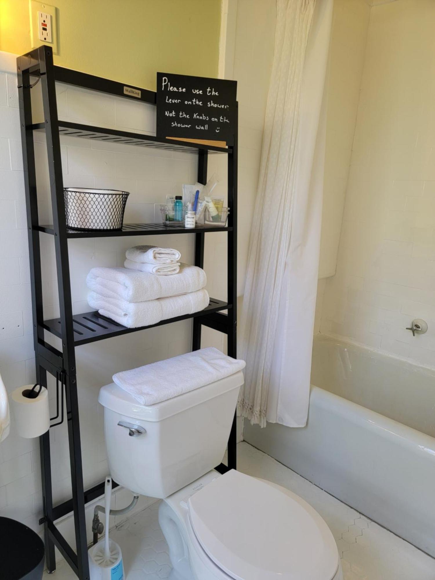 The Kings Throne Inn And Guest House Толедо Екстериор снимка
