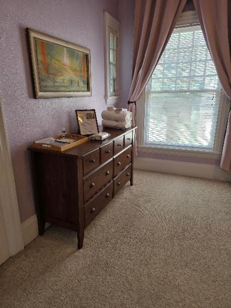 The Kings Throne Inn And Guest House Толедо Екстериор снимка